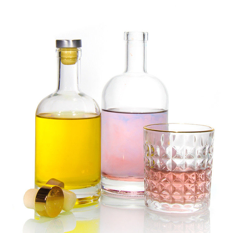 Spot goedkope prijs hoog wit materiaal 750 ml glazen drankfles voor rum whisky