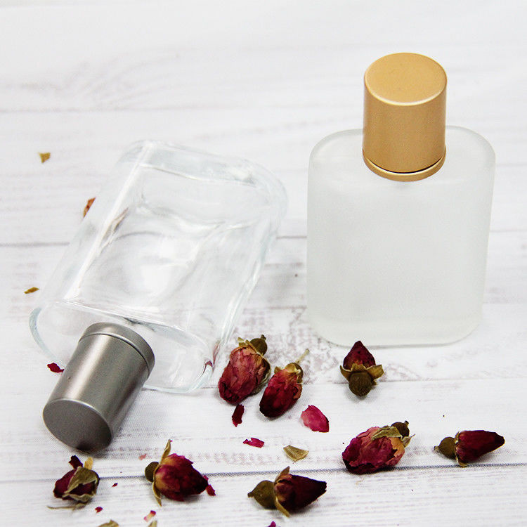 Persoonlijke vierkant parfumfles 30 ml 50 ml 100 ml heldere kleur parfum glasflessen