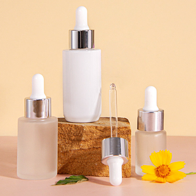 Luxe 1 oz 2 oz 20 ml 30 ml 50 ml Cosmetische lege platte schouder Serum essentiële olie glas dropper fles