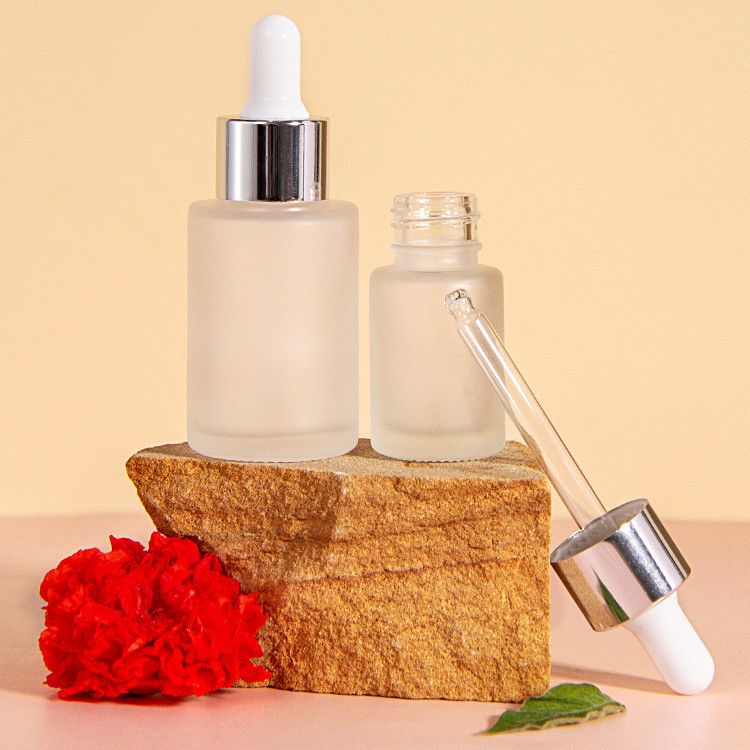 Persoonlijke huidverzorging Essentiële olie Serum Toner Container Lotion Verpakking 5 ml Cosmetische glazen pompflessen