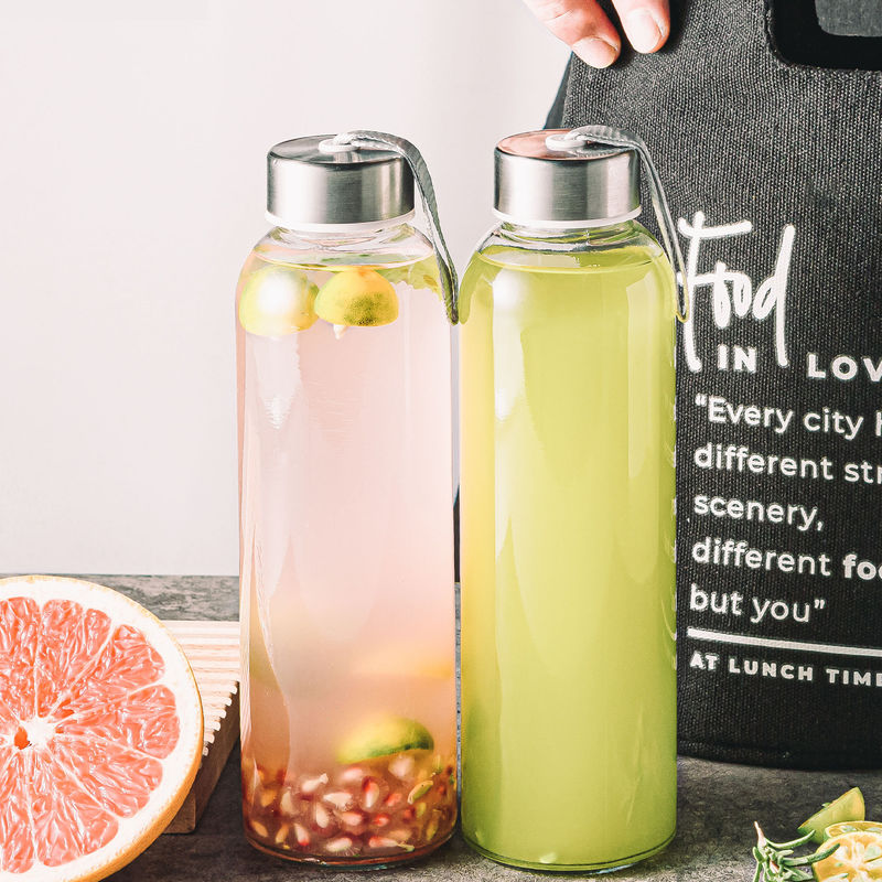 Hoogwaardige groothandel hoge borosilicaat glas drinkwaterfles met deksel van roestvrij staal