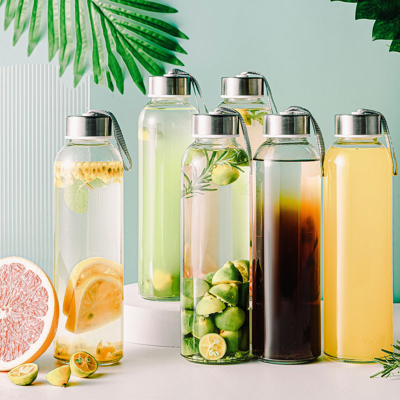 Hoogwaardige groothandel hoge borosilicaat glas drinkwaterfles met deksel van roestvrij staal