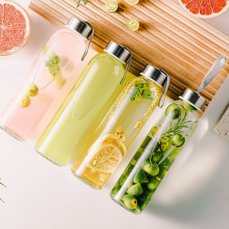Hoogwaardige groothandel hoge borosilicaat glas drinkwaterfles met deksel van roestvrij staal
